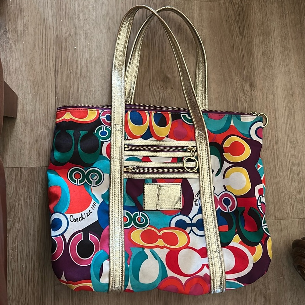 Coach Poppy Pop C Graffiti Signature Multi Poppy Glam C Tote